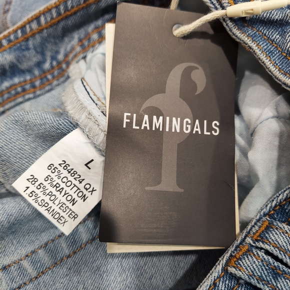 NWT Flamingals Blue Denim Bermuda Shorts (Size: L) - Picture 4 of 8
